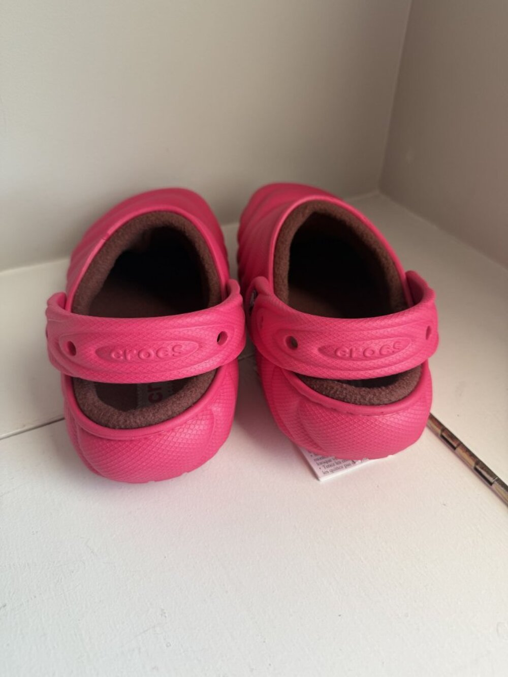 NEW Crocs Classic Lined Overpuff Clog Scarlet Pink Size Womens 6 $65 [jb] - Picture 13 of 16
